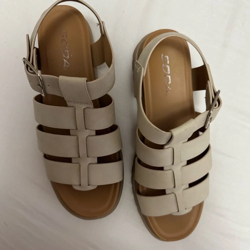 SODA (7) fisherman cream ivory platform buckle strap chunky heel sandal